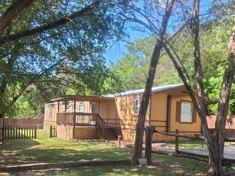 Income-producing Duplex in Ingram, Tx with Positive Cash Flow and Privacy Fencing