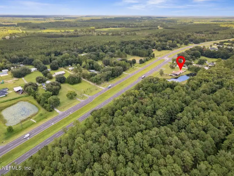 5.04-acre Mixed-use Parcel with Home and Shop in Nassau County