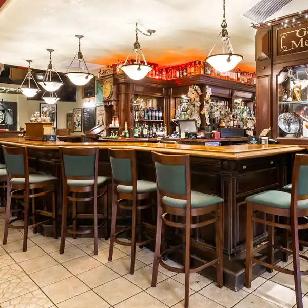 FIDEL MURPHY'S IRISH PUB