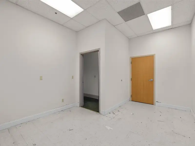 Remodeled Office Suites with Highway Access and Tenant Improvements Available