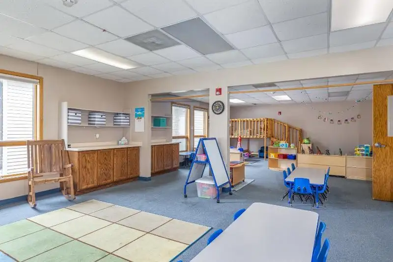 15,000 Sf Versatile Former Day Care on 2.47 Acres with Multiple Classrooms and Amenities