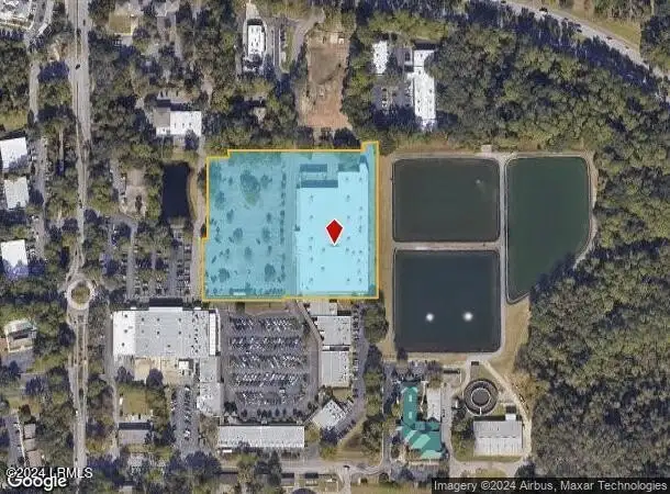 5,000 Sq Ft Retail Sublease in Port Royal Plaza, High Visibility Location