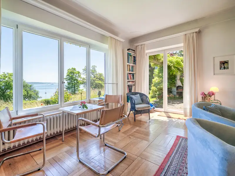 Lakeside Multi-family Property with Historic Bathhouse in Litzelstetten, Lake Constance