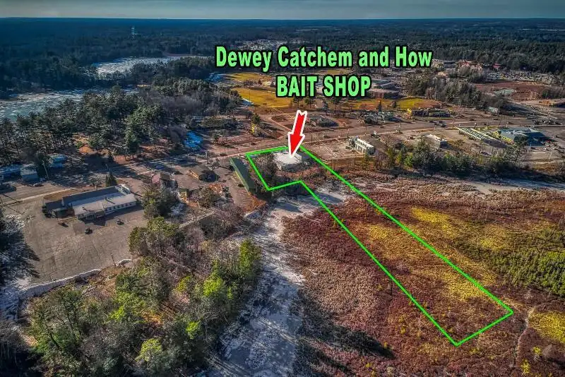 Premier Fishing Retail Store and Bait Shop in Minocqua, Wi on 2.62 Acres