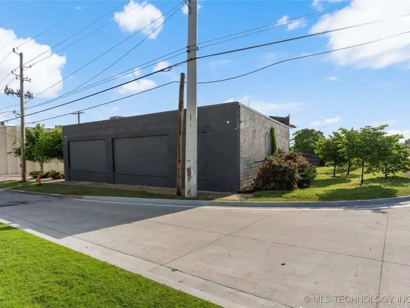 Freestanding Commercial Building with Downtown Views in East Village District, Tulsa