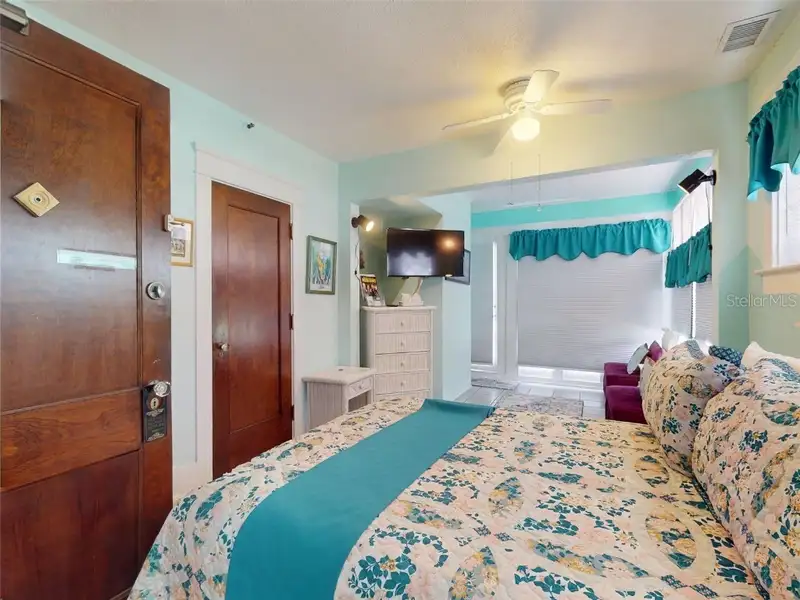 Historic Home and Turnkey Bed & Breakfast in Downtown Daytona Beach