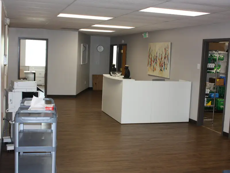 2100 Sf Move-in Ready Office Space with Elevator Access in Prime Location