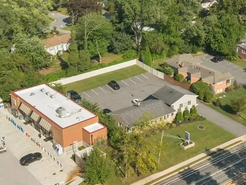 Commercial Property in North Wilmington with Five Offices and Ample Parking