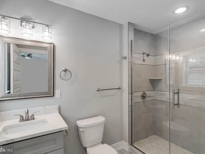 Multifamily Investment Property in Philadelphia's 19143 - Five 2-bedroom Units