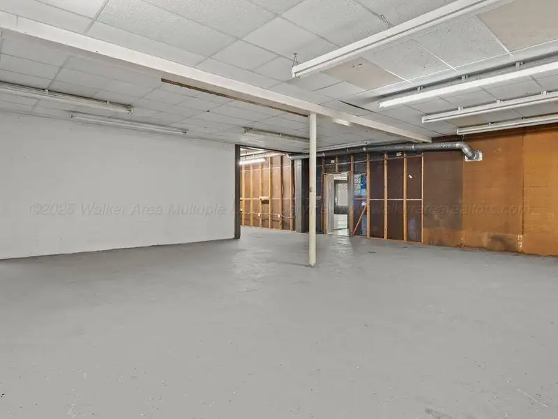 Versatile 8,370 Sqft Property with Storage and Kitchen Near Interstate
