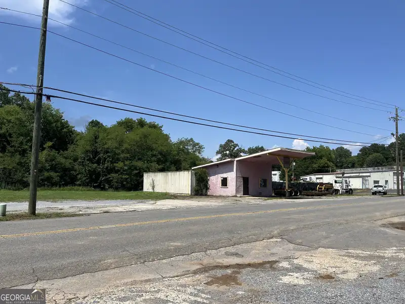 Two Commercial Lots on Calhoun Ave - Level with Multiple Street Frontages