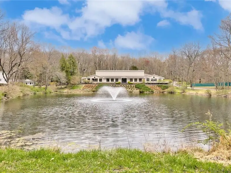 Versatile 75-acre Retreat Center in Hyde Park with Multiple Buildings and Amenities