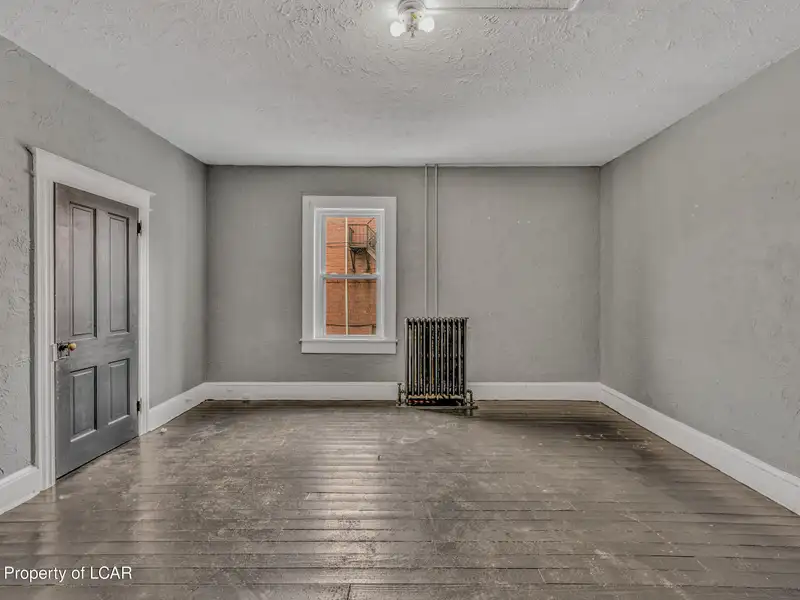 Five-unit Commercial and Residential Building in Prime Location with Recent Upgrades