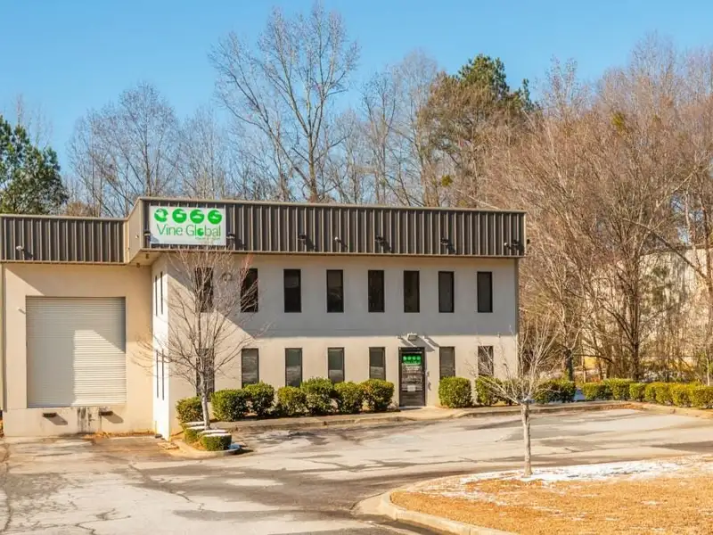 Professional Office Space for Lease in Fayetteville with Three Private Offices