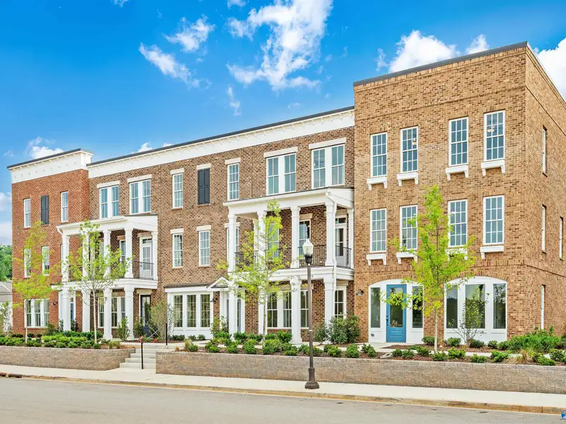 Live/work Townhome with Flex Space, Gourmet Kitchen, and 2-car Garage in Prime Location
