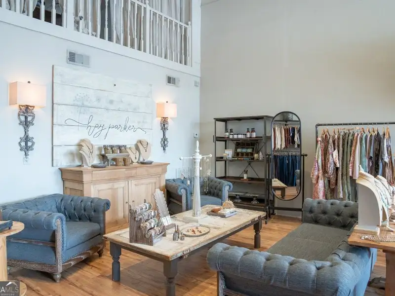 Prime Downtown Cartersville Commercial Property with Retail Space and Rooftop Potential