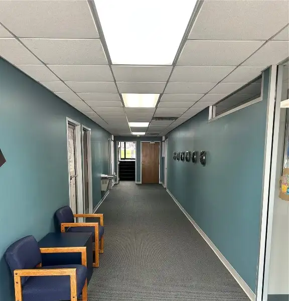 Versatile 2582 Sf Commercial Space in High Visibility Location with Excellent Parking
