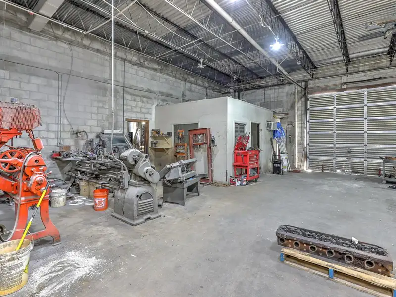 General Commercial Light Manufacturing Property in Fenced 0.47 Acre Lot, 11,421 Sf