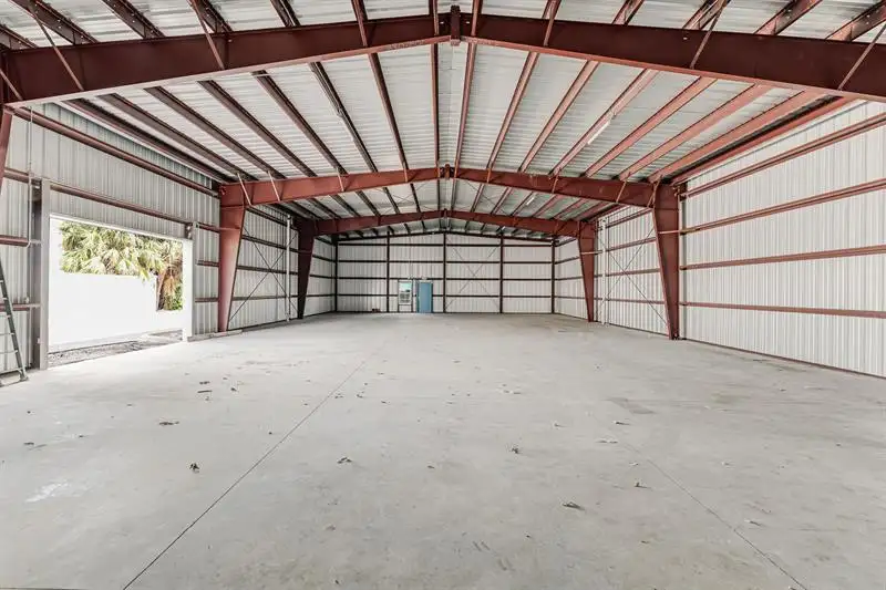 10,000 Sq Ft Warehouse Space for Lease in Pompano Beach, B-4 Commercial Zoning