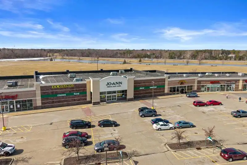15,000 Sf Retail Space for Lease in Plover, Wi Shopping District