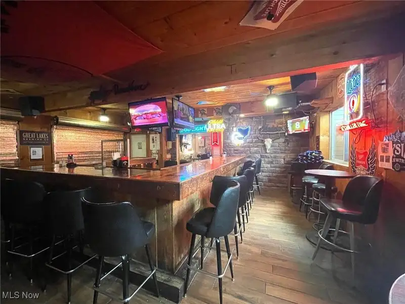 Thriving Bar and Restaurant with Drive-up Window on 1.42 Acres in Busy Location