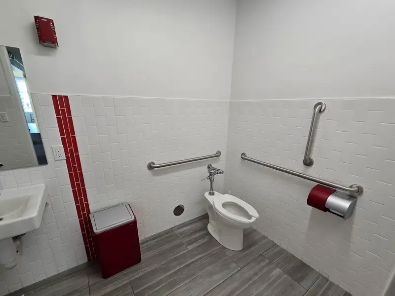Class a Executive Office Suite at the Vault - All-inclusive Amenities in Prime Location