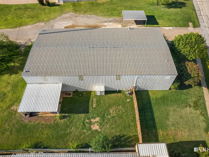 Insulated Warehouse and Office Space with Crane, Fenced Yard in Prime Location