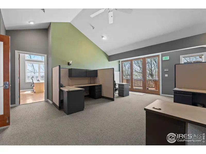 Bright Office Condo with Mountain Views in Niwot, Colorado