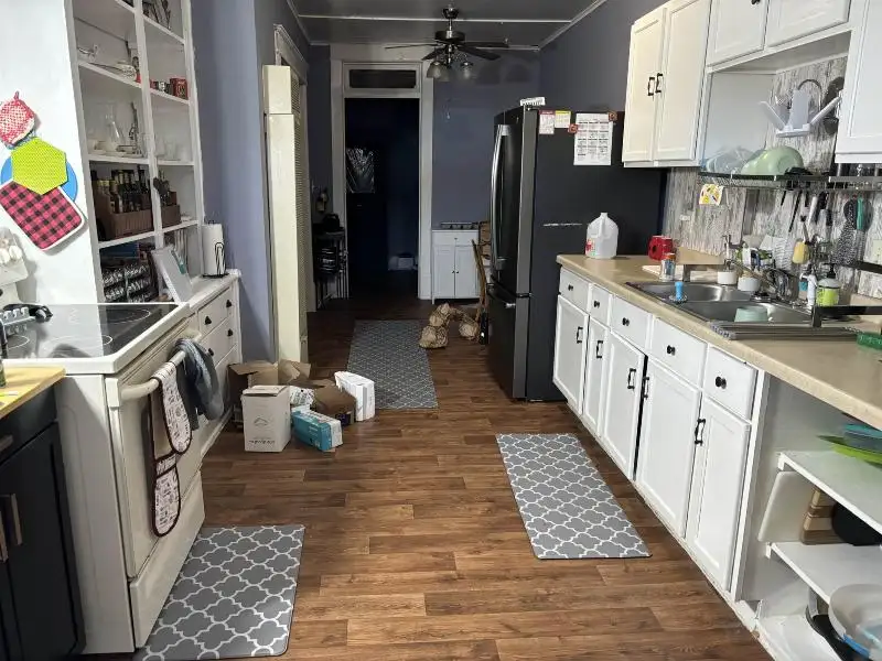 Mixed-use Investment Property with Two Rental Units in Prime Location