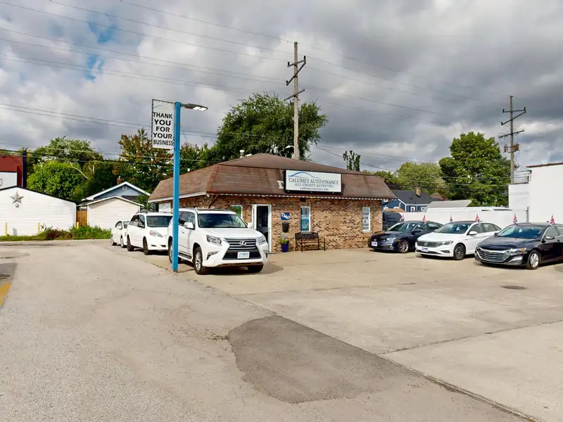 Versatile 870 Sq. Ft. Commercial Property on Calumet Ave, Hammond, In