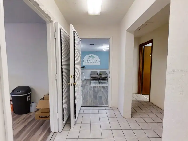 Medical/professional Office Space for Rent in Busy Sr-442 Business Complex
