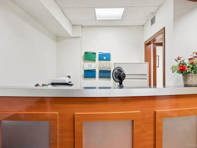 First Floor Office Unit in Forest Hills Co-op with Five Private Offices