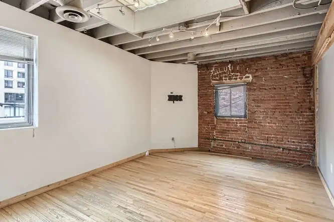 Historic Office/retail Building in Lodo, Denver - 11,012 Sq Ft with Leased Retail Space