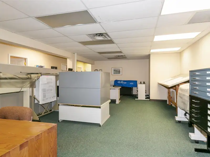 Versatile Commercial Space for Rent in Mineola - Offices, Storage, and Amenities Included