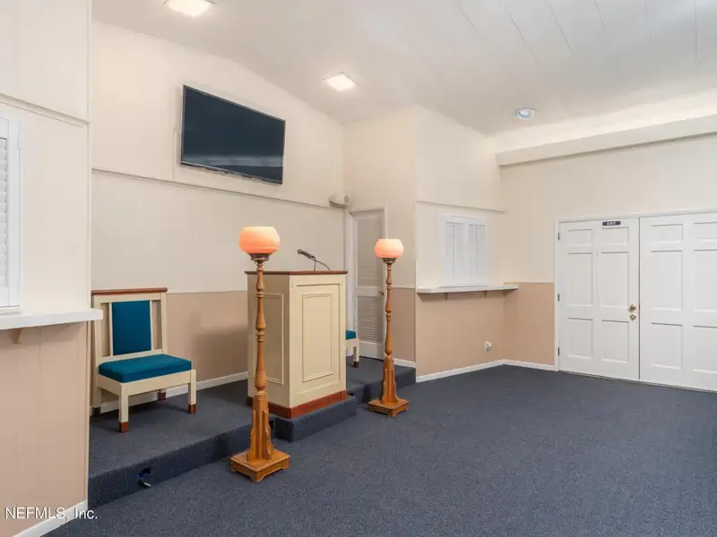 Versatile 4,900 Sq Ft Building on 1.07 Acres for Office, School, or Medical Use