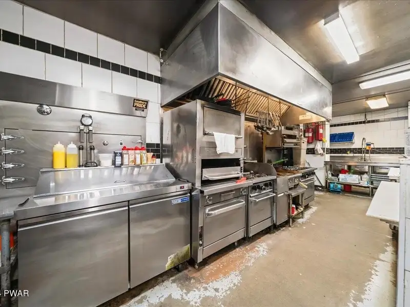 Turn-key Restaurant with Liquor License on 26 Acres in Lake Ariel, Pa