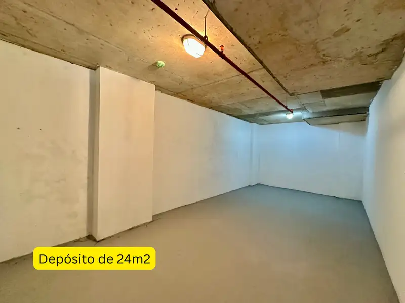 Modern 173 M² Office in Obarrio's Office One with Parking and Storage Space