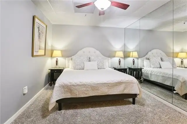 Historic 3-bedroom Residence with Rooftop Terrace in Cbd, Plus 1-bedroom Unit for Rental