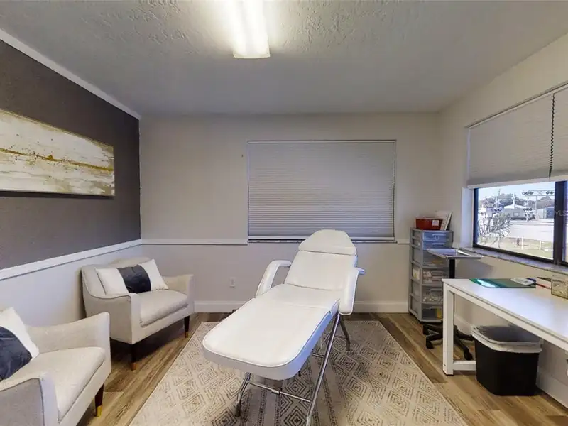 Medical/professional Office Space for Lease in Busy Sr-442 Business Complex