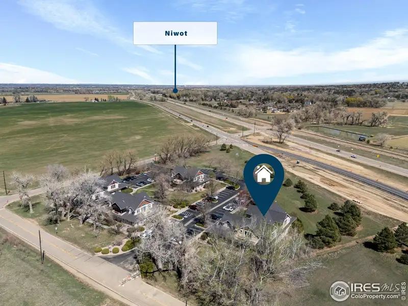 Bright Office Condo with Mountain Views in Niwot, Colorado