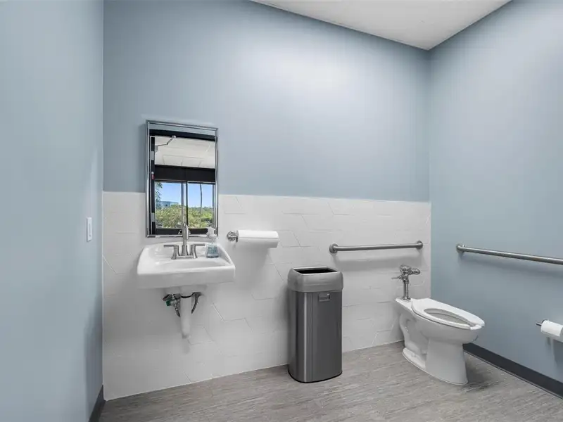 Premium Corporate Office Space with Helipad on U.s. 19 N, Clearwater