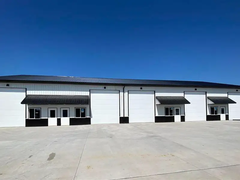 Flexible Warehouse Suites for Lease Near Highway 1 and I-380, Available July