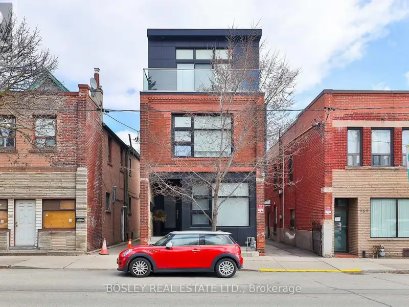Versatile 700 Sq Ft Office Space in Dovercourt Village, Toronto