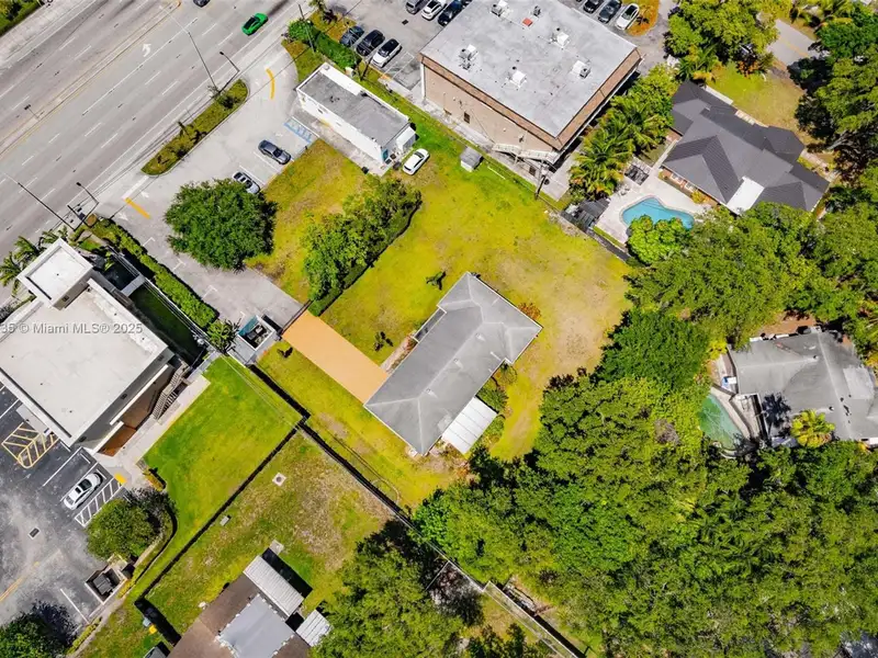 Prime ¾-acre Lot with Two Buildings in Dania Beach - C-2 & Rs-6000 Zoning