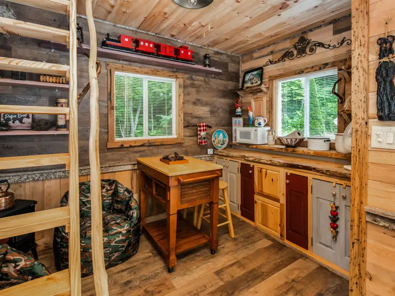 Serene 5.81-acre Retreat with Pavilion, Barn, Home, and Bold Creek Access
