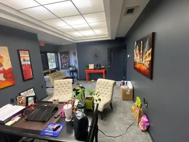 Versatile Commercial Property with Office Space Near I-75 in Valdosta's Business Hub