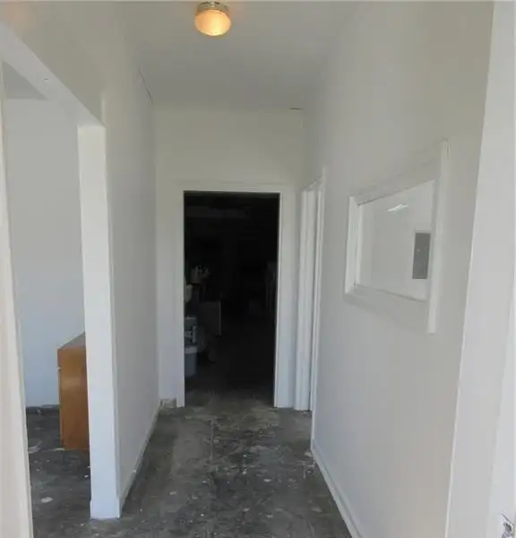 2-story Commercial Building with Office, Warehouse, and Apartments in W Pembroke
