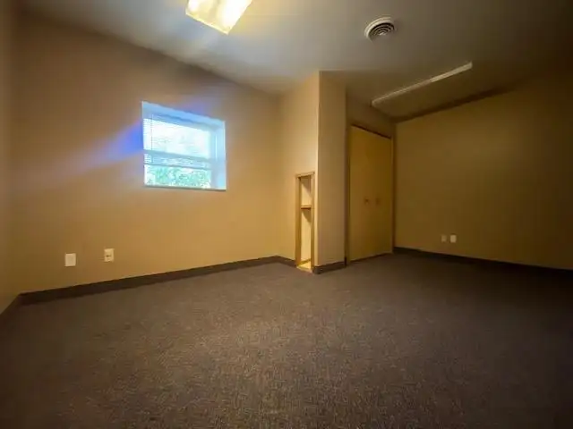 Commercial Office Space with High Traffic Exposure in Prime Location
