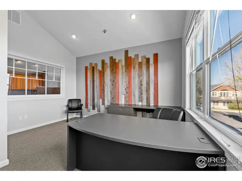 Versatile Office Suite in Niwot with Mountain Views and Shared Amenities