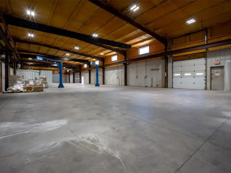 Turnkey Industrial Facility on 322 Acres Near El Reno and Weatherford, Oklahoma